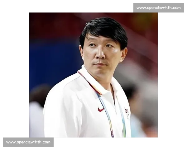 宫鲁鸣挥泪斩李梦！铁腕治军掀女篮变革，球迷：早该如此